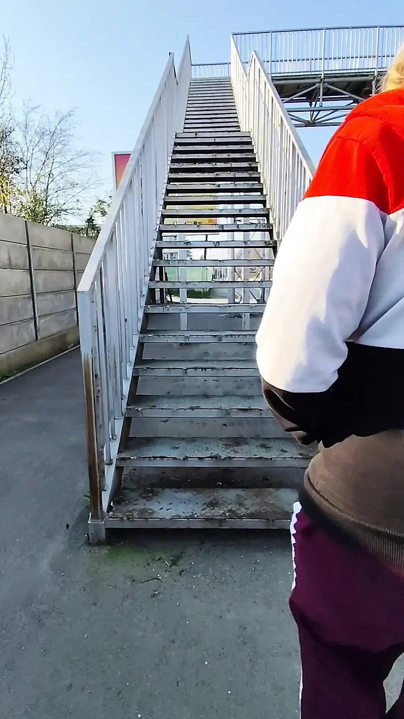 Must See: In Public A Quick Blowjob In The Forest With Oral Cum Delicious (4K Ultra) - Sydney Special