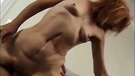 Azgın Olgun Kadın Sikişmeden Önce Kocasını Baştan Çıkarıyor