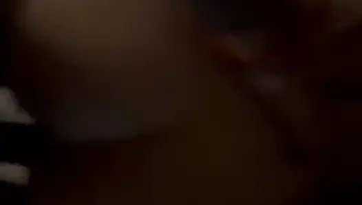 Bebek canlı şovlarıyla yanıyor