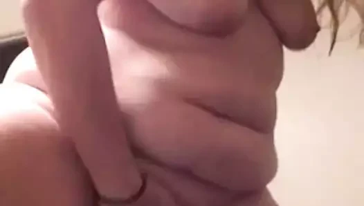 Şişman randevu benim için fışkırtmaya çalışıyor