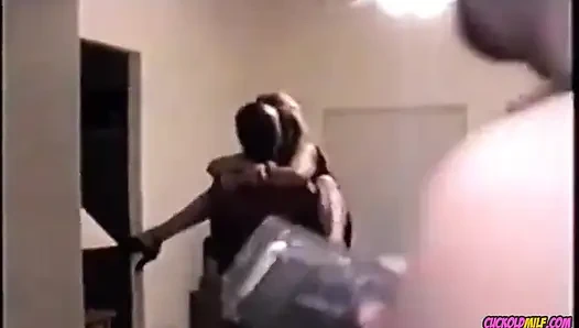 Aldatılan orta yaşlı seksi kadın - gavat orta yaşlı seksi kadın hepimiz gavat oyunu hakkındayız. Arkadaşlarım ve ben sert eş değiştirenleriz ve tanışmak isterim