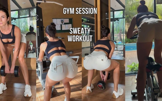 Seksi üst ve sıkı şortla spor salonu egzersizi