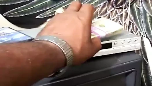 siyah sürtük berbat horoz ve alır paramparça