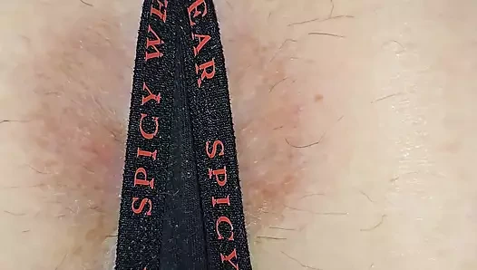 Küçük göt deliği tangayla azdırıyor