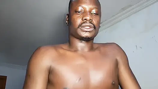 Striptizci kulüpte porno yıldızı tarafından kiralandı ve kulüp gecesinde sikildi