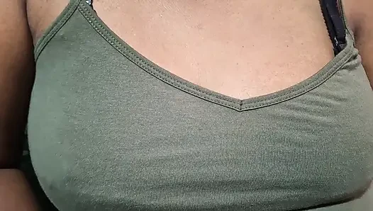 Büyük mükemmel memeli Asyalı seks günlüğü