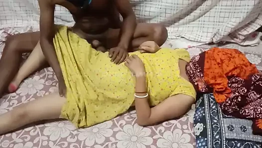 Busty milf üvey anne hardcore xxx. yanlışlıkla üvey oğlunu sikikleri - desi tumpa
