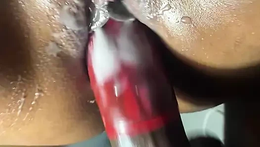 İri güzeller sıska sürtüğü dölle dolduruyor