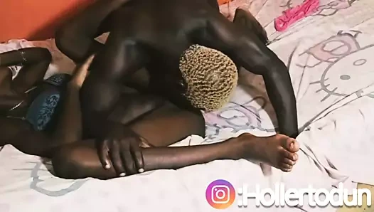 Ziyarete geldi, onu becerdim