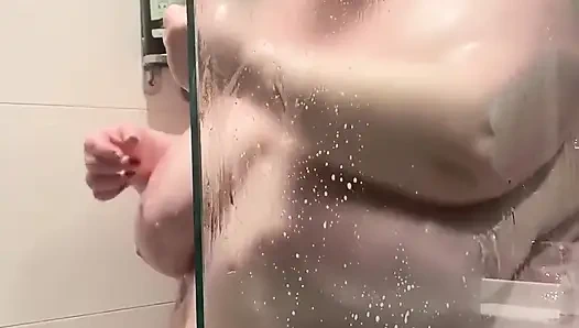 Hotel Shower