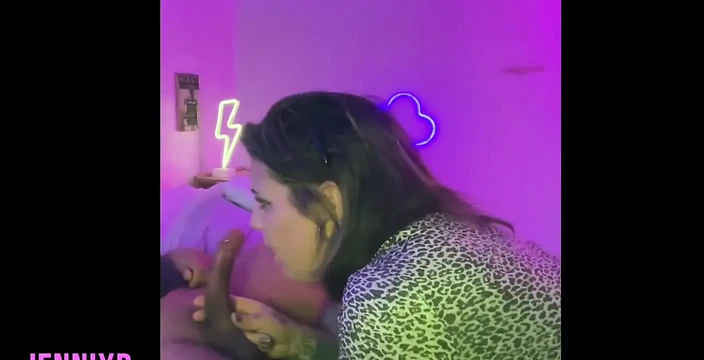 Onun sikini emmeyi nasıl seviyorum