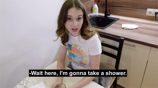 Anahtarlarımı kaybetmeseydim komşumun sırrını öğrenemezdim.