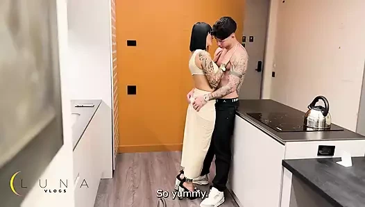 Bakış açısı - üvey kardeşler ebeveynleri evde yokken sikişiyor - luna vitaler ve danner mendez