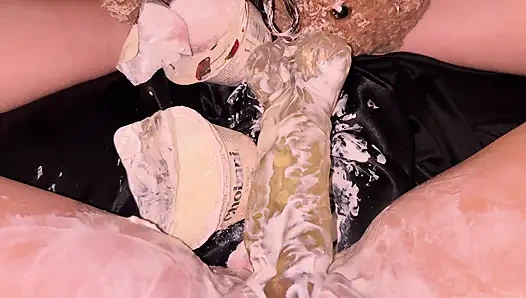 Evde yalnızdım ve yougurt-amatör Arap snowwhite'ın dildoyla mastürbasyon yaptığını gördüğümde böyle oldu - sapık sert yemek