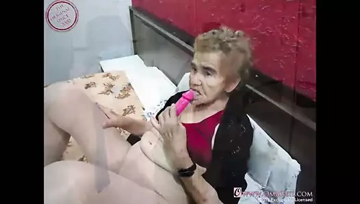 Omageil eski büyükanne resim önizleme slayt gösterisi