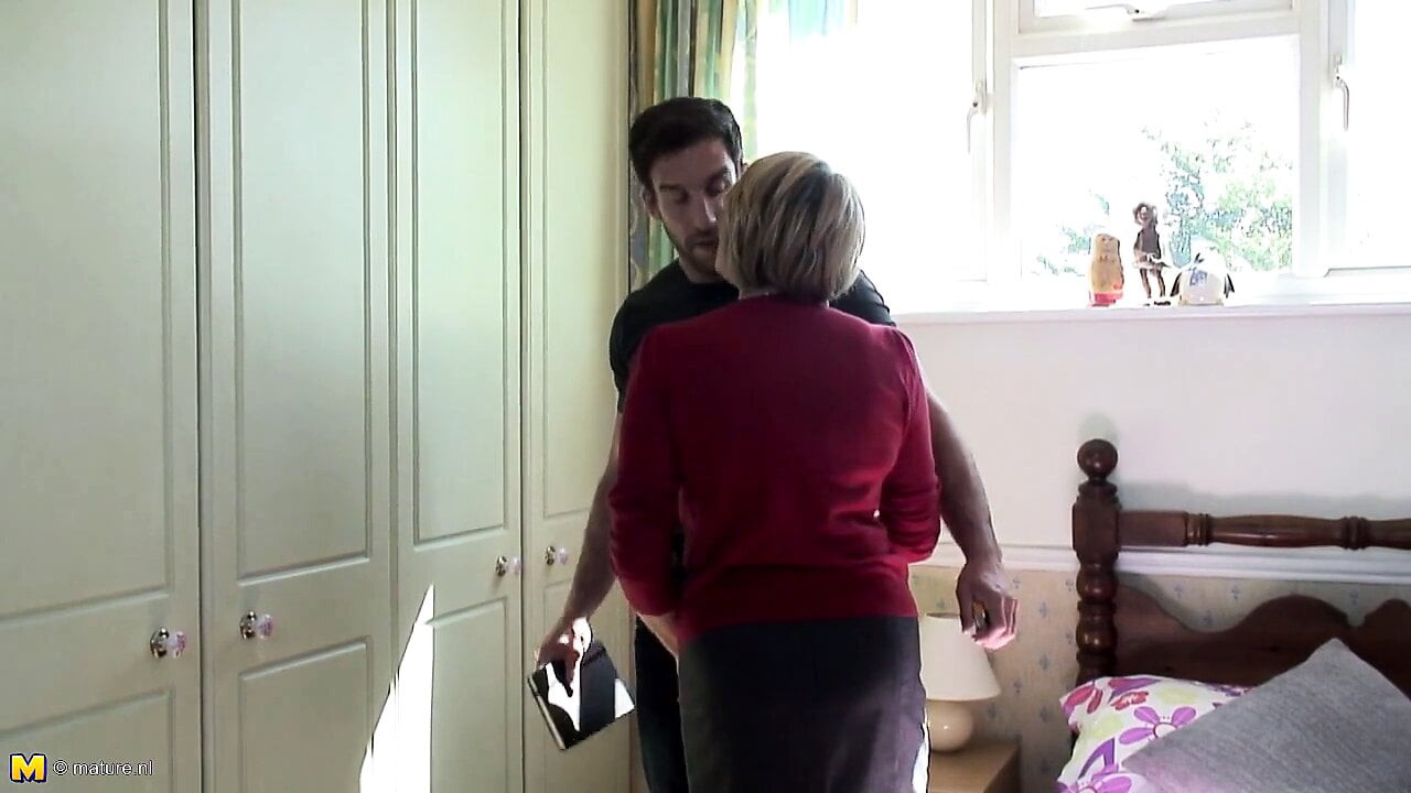 Oğlanlar sikme olgun adım anneler ve anneanne