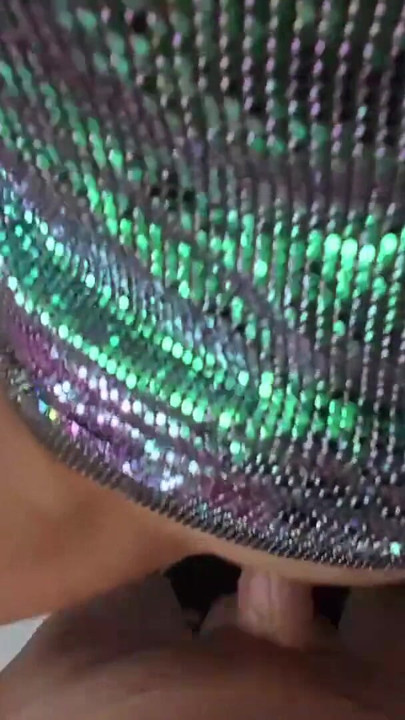 Kulüp sürtük orta yaşlı seksi kadın banyoda prezervatifi reddediyor - tam video | Klip 1