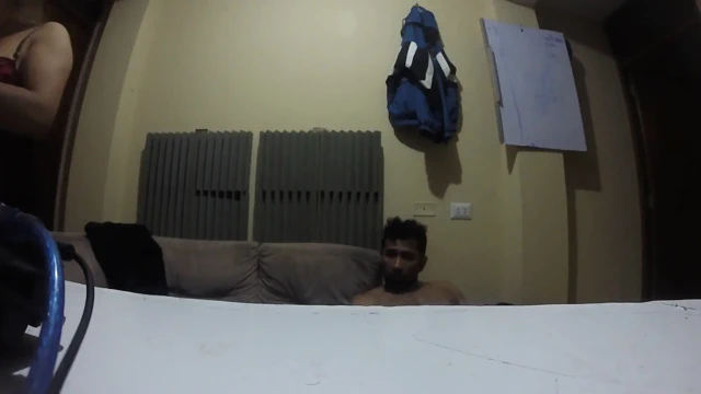 Çok komik ve sevgili sevgilimle odamda eğlenirken beni çağırıyorlar