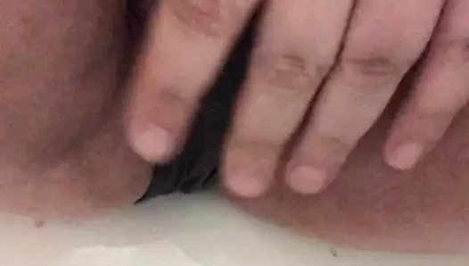 Bbw işiyor ona gri külot