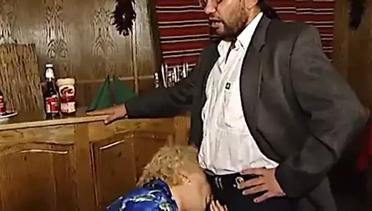 Alman tombul anal seks