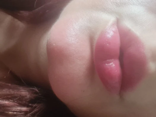 Cımbız fetişi olan bir kızın ateşli dansı