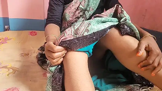 Вирусные секс-видео сводного брата и сводной сестры.