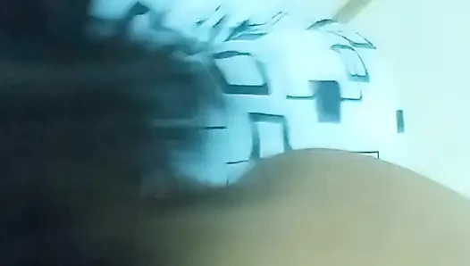 Kız arkadaşımın üvey erkek arkadaşı sikiliyor