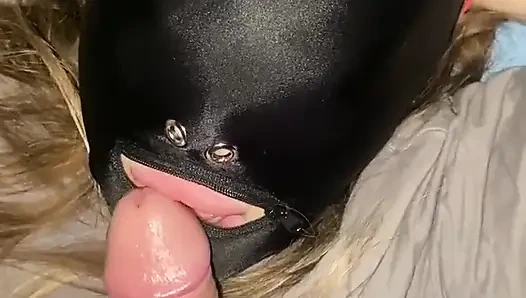 Maske takarak anüsü yalayarak sert