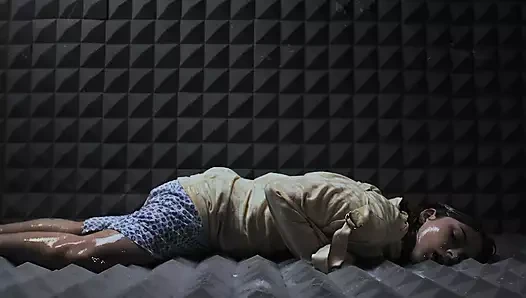 Gerçek hayat hentai - zavallı kız uzaylı canavar tarafından çift sert fuck alır