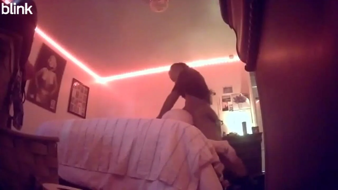 PAWG komşum HOA ödemesini istiyordu.