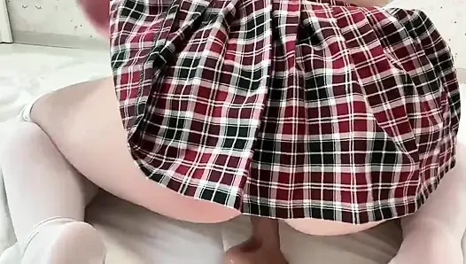 Seksi üniversiteli kız fışkırtarak kendini uzun bir orgazma ulaştırıyor!.