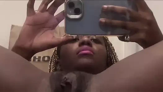 WEB KAMERASı MODELI. EDEPSIZ KAMERA KıZı