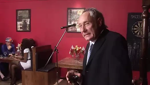 dört dost fahişeler sikme ile dört eski musluklar