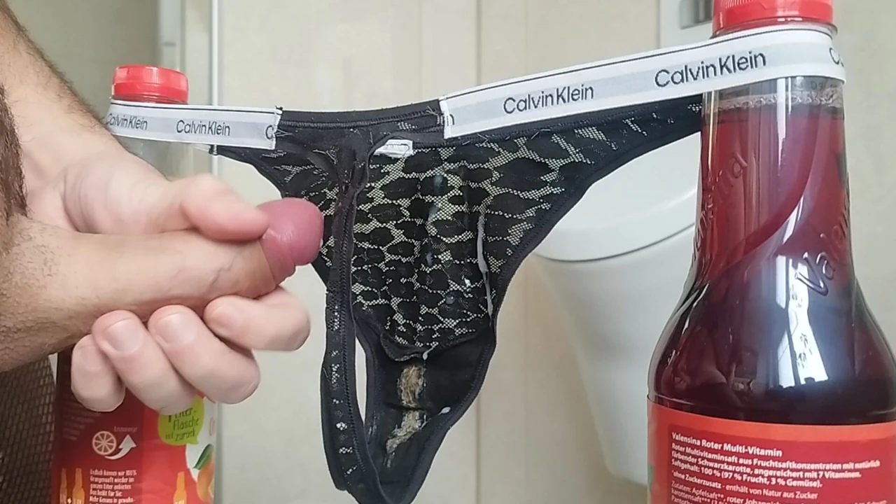 Kirli tanga külota boşalma mastürbasyon