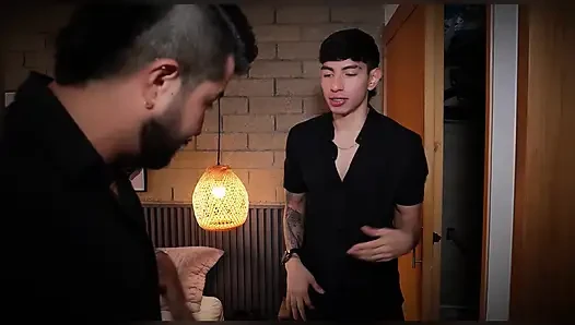 Yanlışlıkla arkadaşımın karısının en iyi arkadaşı gay gibi davranıyorum ve sonunda düğün gününde sikişiyoruz