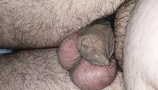 Üvey oğul üvey annesiyle yatakta tamamen çıplak