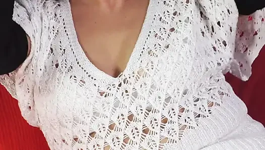 Beyaz çoraplı ateşli orta yaşlı seksi kadın oldukça sert sikiliyor