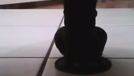 Damlayan kalın meyve suyu - bekleyin!