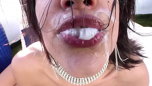 Kirli esmer açık doggystyle