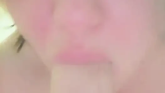 Uma Boca Cheia De Porra. Ejaculação Bem Na Boca.2