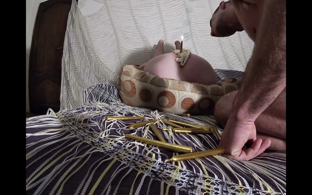 Торт на день рождения с счастливой задницей, от Hera Harding