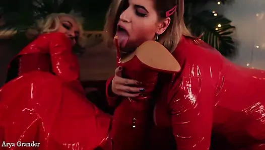 Ayak fetişi lezbiyenler lateks - arya grander