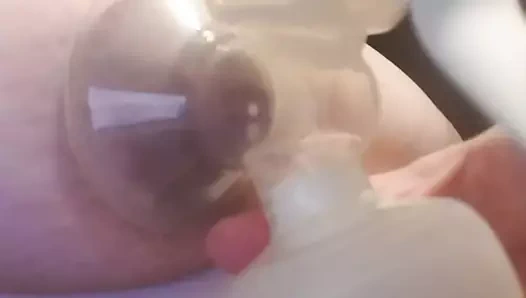 Süt emen memeler Alman kadından pompalama