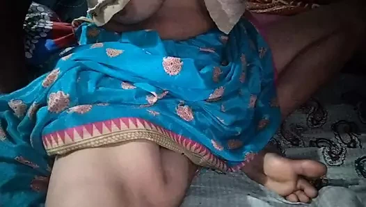 Desi village girl ki chudai girl enjoyed