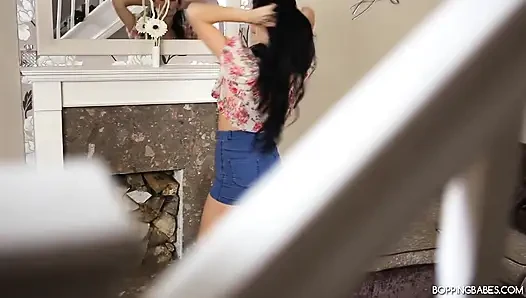 Tanya - sinsice gözetleme