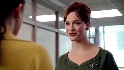 Christina hendricks - harika kıvrımlar