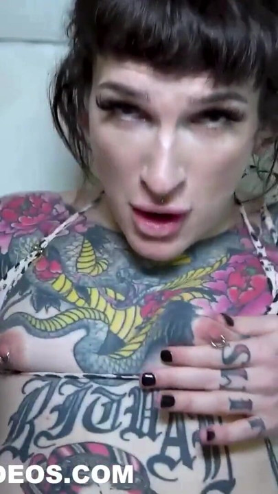 KAMERANıN ÖNÜNDE ILK GÖT SIKIŞI LUNA-SNOW YENI GELEN TRANSGENDER ÇıPLAK SIKILIYOR | Klip 1