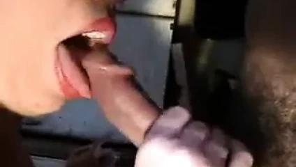 Siyah pezevenk evde fahişe ile seks