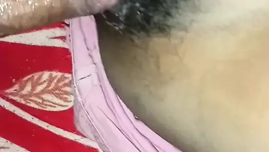 Küçük baldızın sulu sikişi