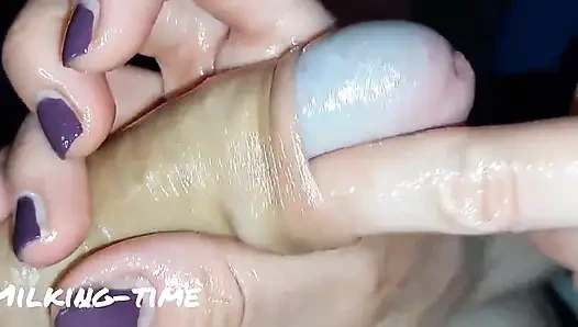 Sünnetsiz penisin sevinçleri (sağım zamanı)